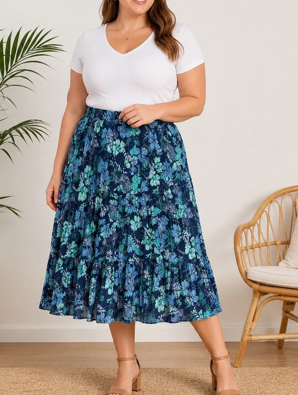 White Stag Women’s Plus Floral Pleated Midi Skirt Size 26W 28W Blue Green
